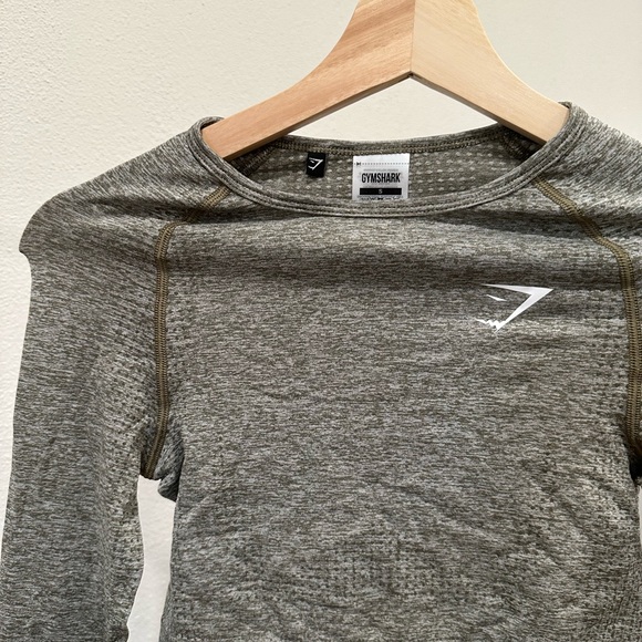 Gymshark Top - Picture 2 of 2